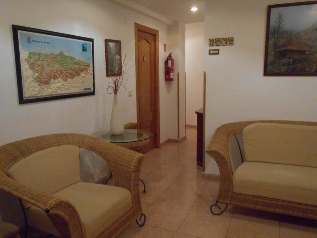 Hospedaje Torreon Onís Extérieur photo